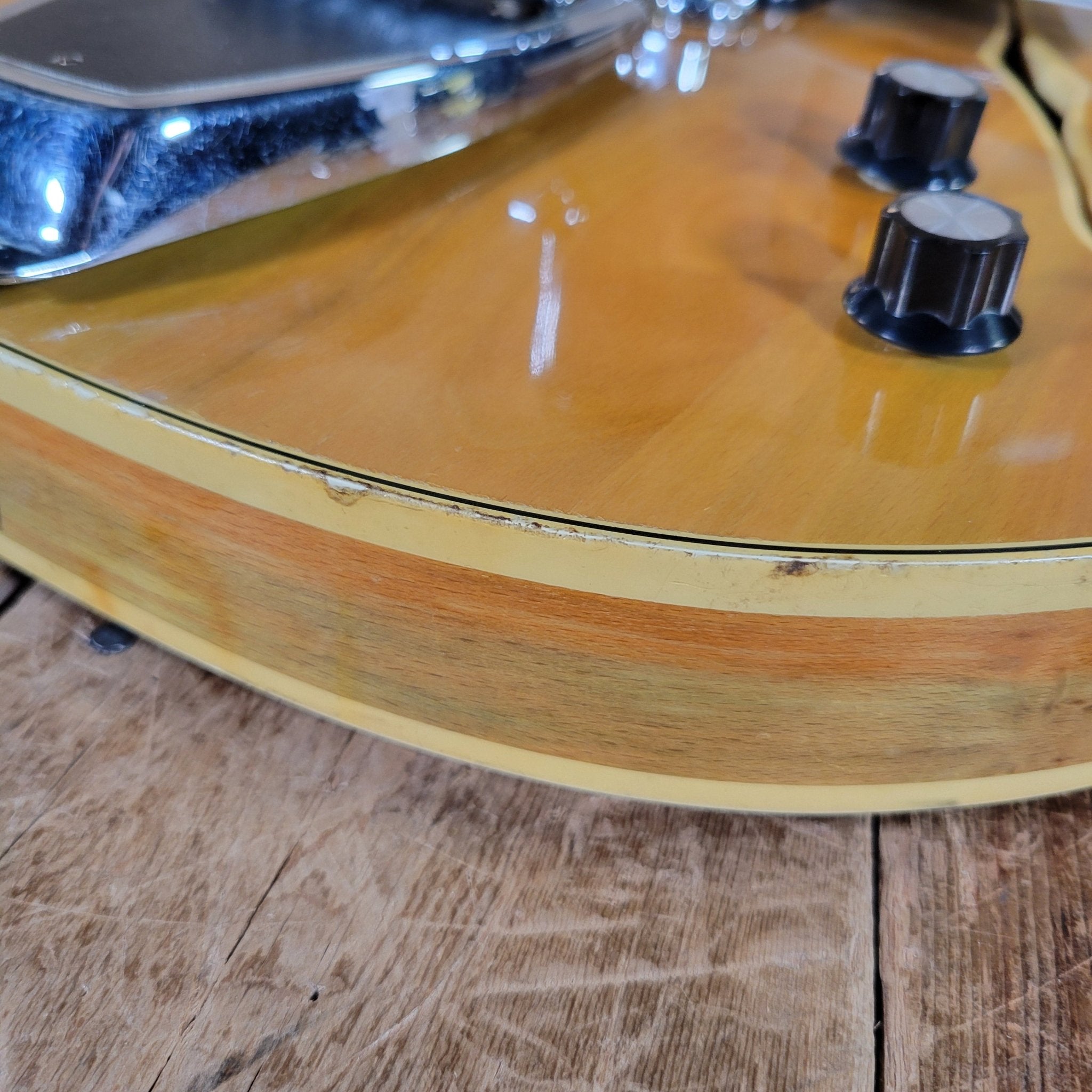 Fender Coronado II Wildwood I “Rainbow Gold” 1967 – Vintage Semi - Hollow Electric Guitar - Mahar's Vintage Guitars