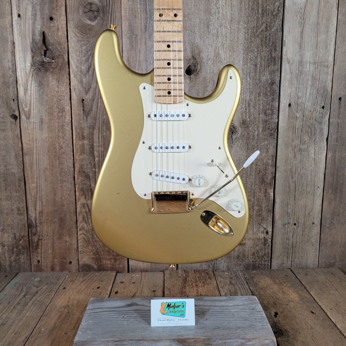 Fender Custom Shop '54 Strat 1998 Aztec Gold — Gold Hardware - Mahar's Vintage Guitars