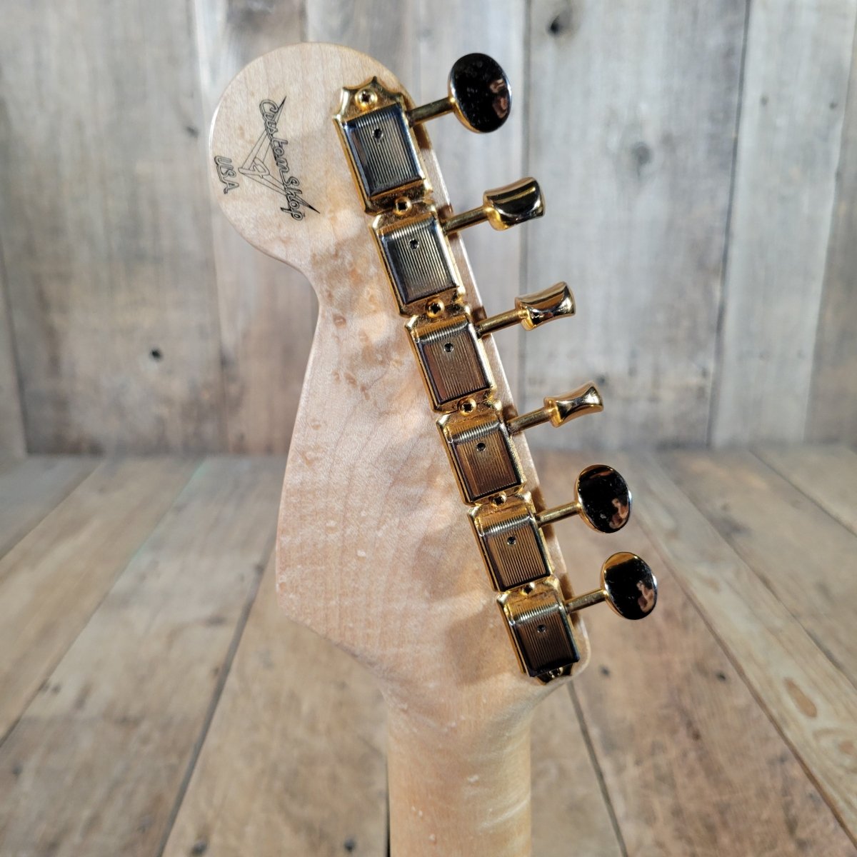 Fender Custom Shop '54 Strat 1998 Aztec Gold — Gold Hardware - Mahar's Vintage Guitars