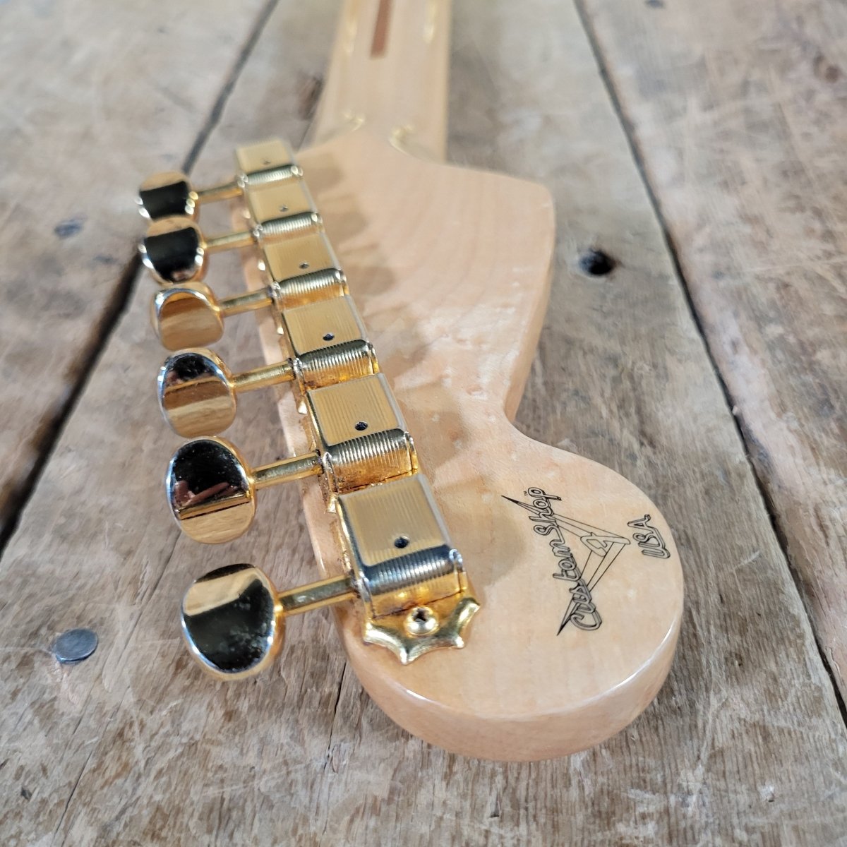 Fender Custom Shop '54 Strat 1998 Aztec Gold — Gold Hardware - Mahar's Vintage Guitars