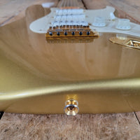 Fender Custom Shop '54 Strat 1998 Aztec Gold — Gold Hardware - Mahar's Vintage Guitars