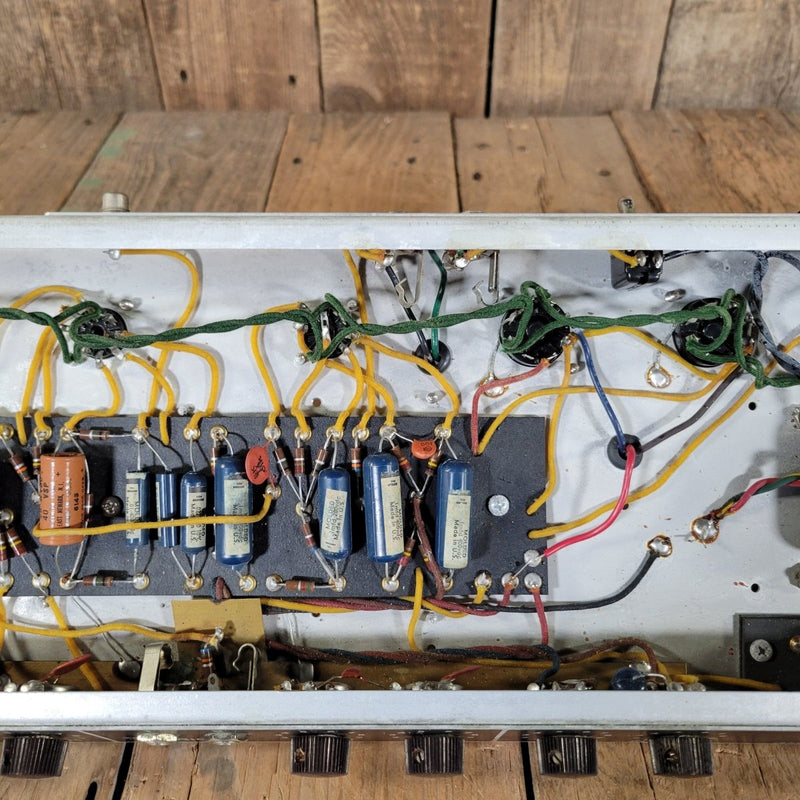 Fender Deluxe 1962 – Brown Tolex Tube Combo Amp, Near Mint, Original Oxford Speaker - Mahar's Vintage Guitars