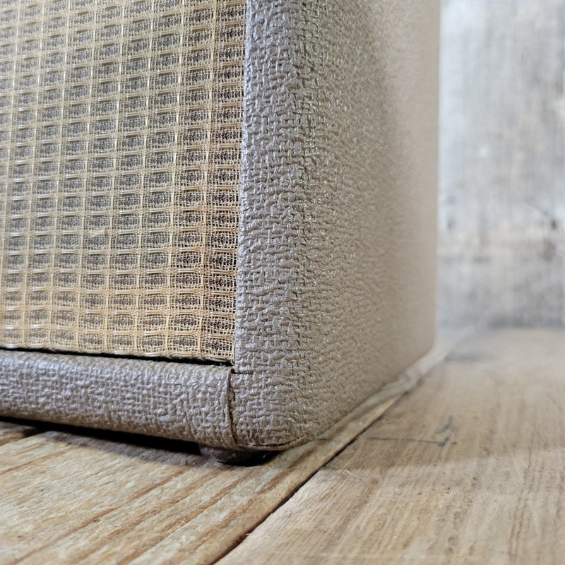 Fender Deluxe 1962 – Brown Tolex Tube Combo Amp, Near Mint, Original Oxford Speaker - Mahar's Vintage Guitars
