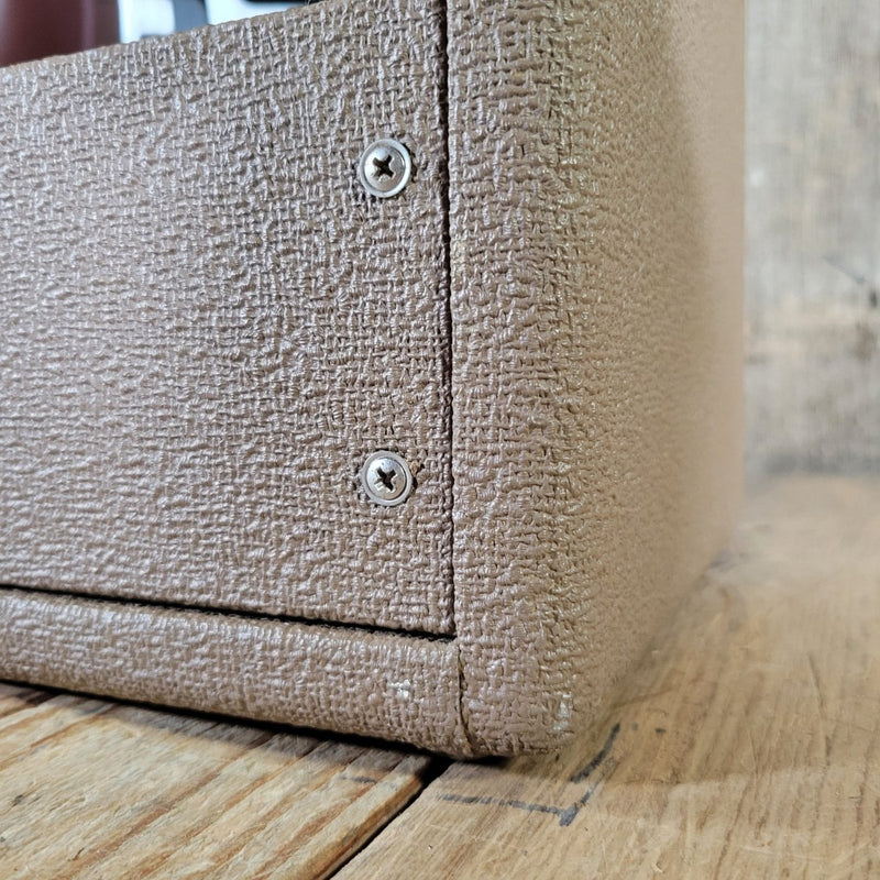 Fender Deluxe 1962 – Brown Tolex Tube Combo Amp, Near Mint, Original Oxford Speaker - Mahar's Vintage Guitars