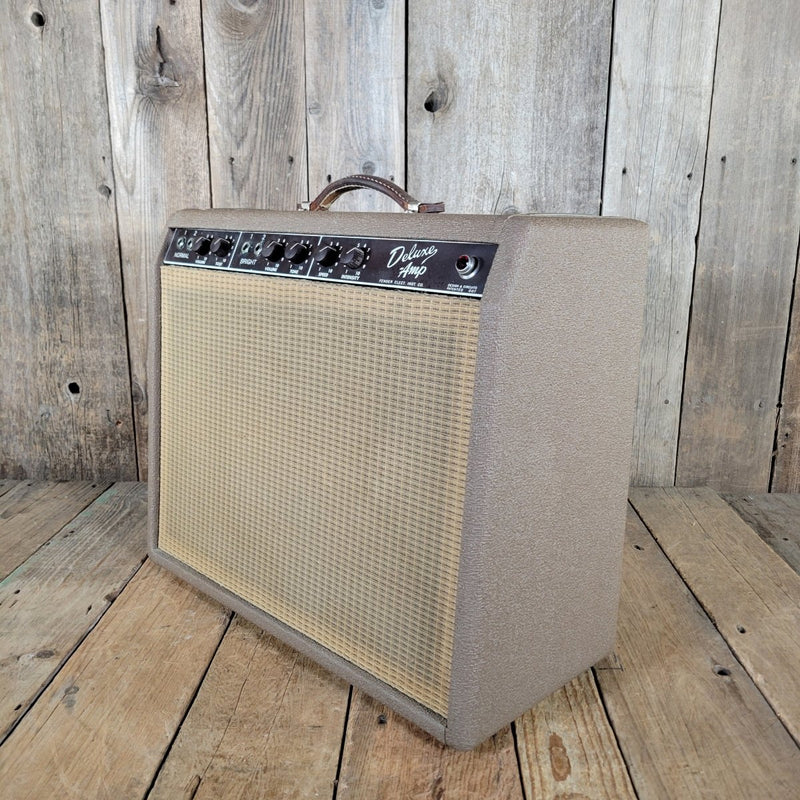 Fender Deluxe 1962 – Brown Tolex Tube Combo Amp, Near Mint, Original Oxford Speaker - Mahar's Vintage Guitars