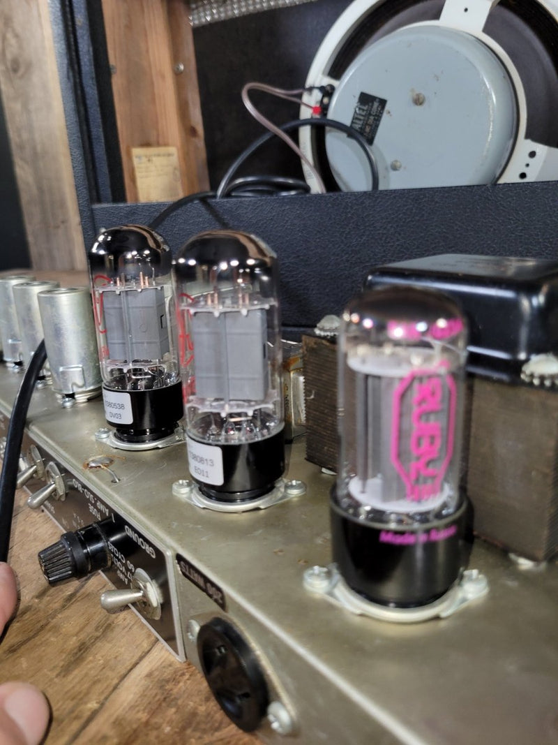 Fender Deluxe Reverb 1965 w/ Altec 417 - 8C Speaker - Mahar's Vintage Guitars