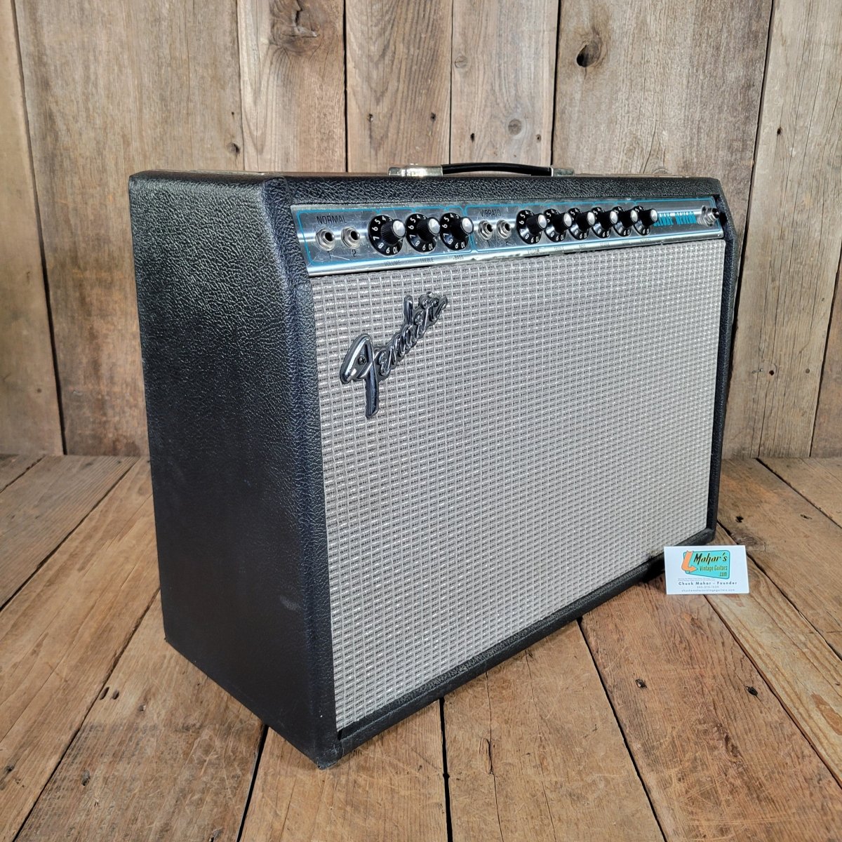 Fender Deluxe Reverb 1976 Silverface — Near Mint w/ Cover & Pedal - Mahar's Vintage Guitars