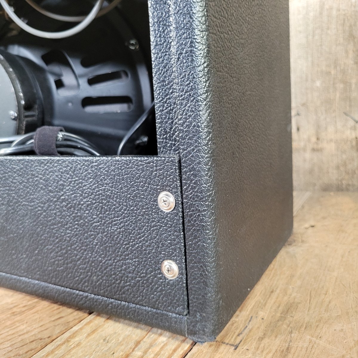 Fender Deluxe Reverb 1976 Silverface — Near Mint w/ Cover & Pedal - Mahar's Vintage Guitars
