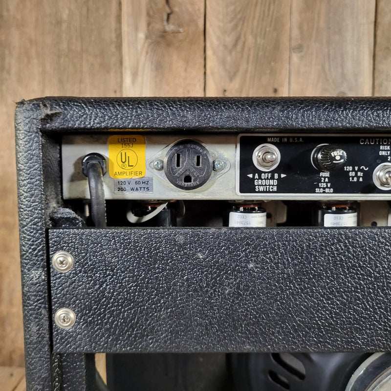 Fender Deluxe Reverb Combo 1977 - Mahar's Vintage Guitars