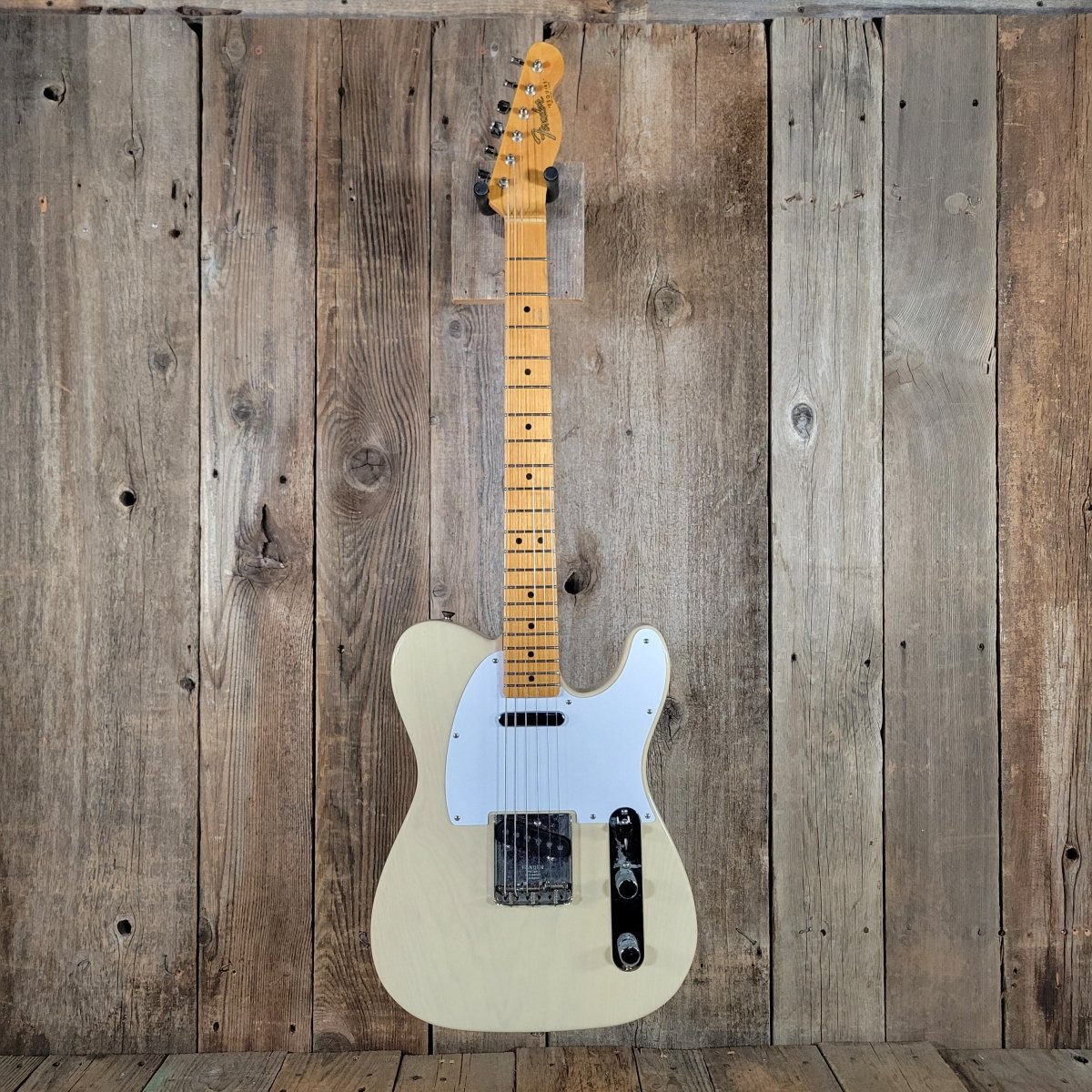 Fender Esquire 1960 body and pickup, 1968 maple cap neck – Mahar's