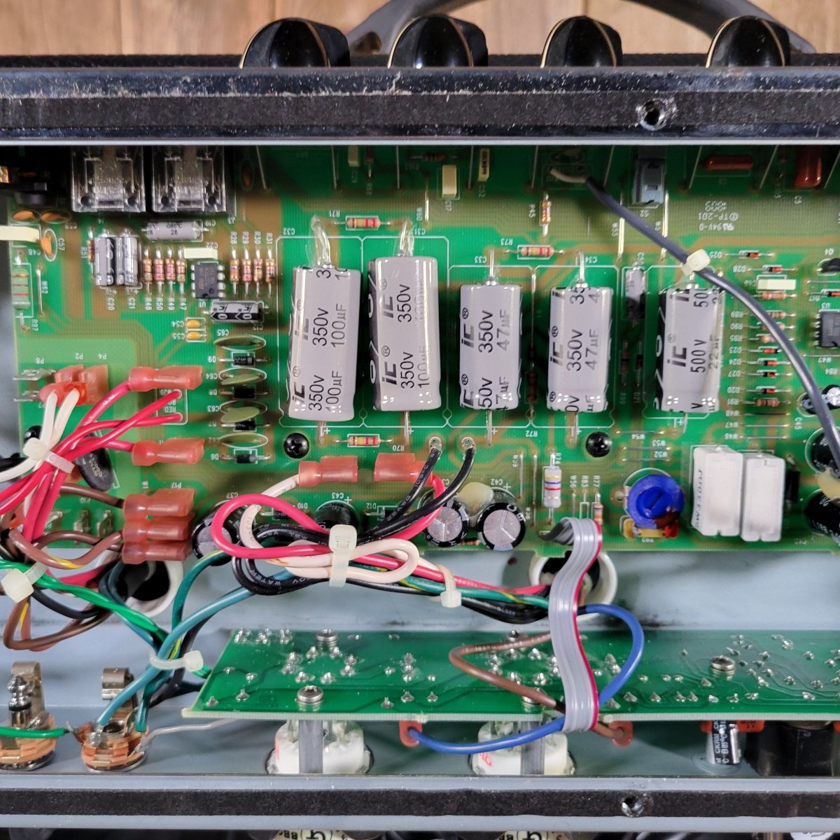 Fender Hot Rod DeVille 4x10 2009 w/Cover & Footswitch - Mahar's Vintage Guitars