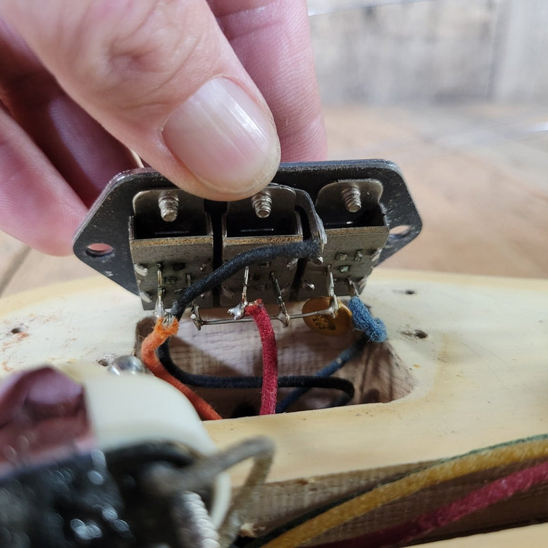 Fender Jaguar 1963 Custom Color Blonde over Ash - Mahar's Vintage Guitars