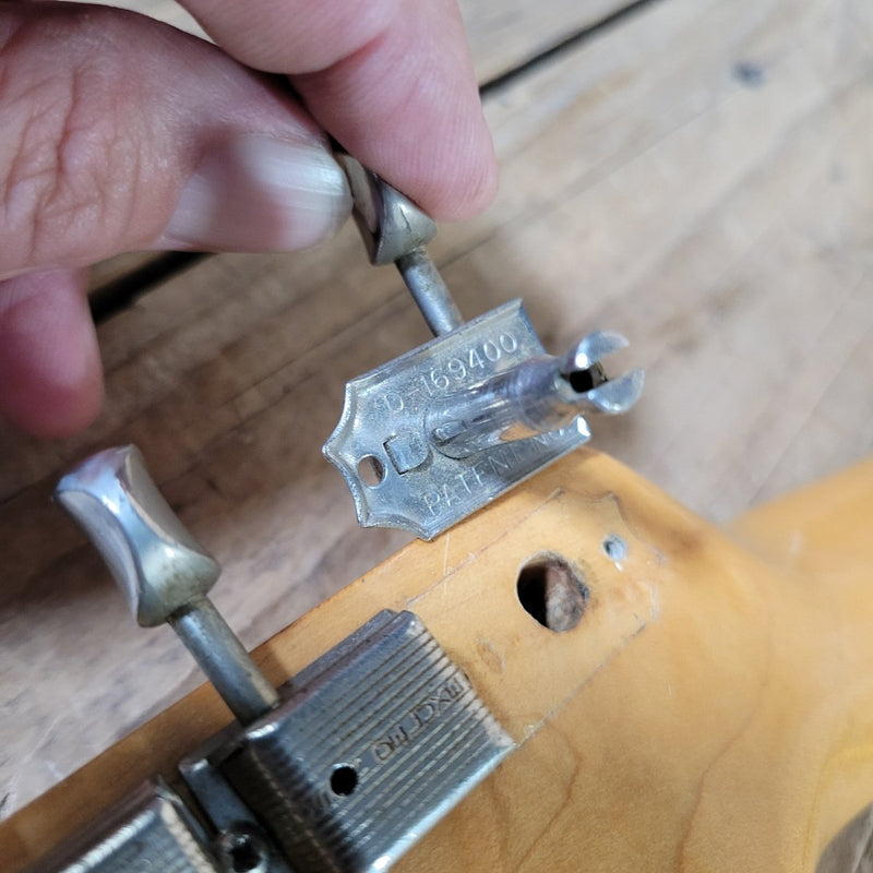 Fender Jaguar 1963 Custom Color Blonde over Ash - Mahar's Vintage Guitars