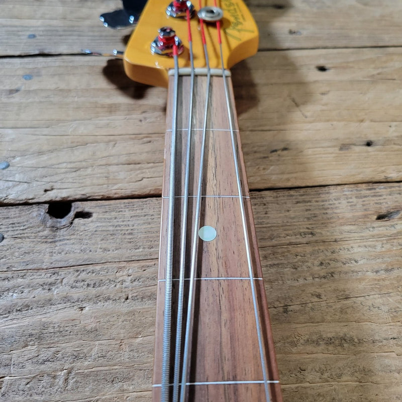 Fender Jazz Bass American Professional II Fretless 2023 Olympic White w/ Tweed Case & Paperwork - Mahar's Vintage Guitars