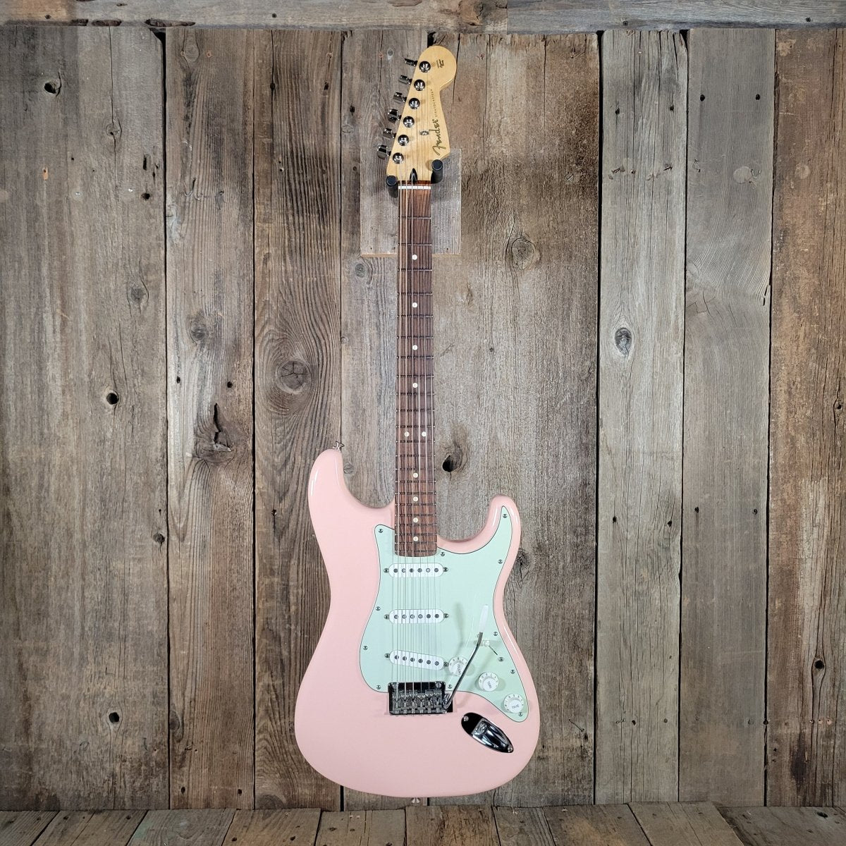 Fender Limited Edition Player Stratocaster 2020 – Shell Pink, MIM, Original Gig Bag - Mahar's Vintage Guitars