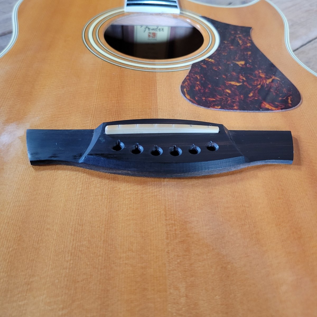 Fender LS - 60 Spring Hill 1995 — 440 Made, Near Mint, OHSC - Mahar's Vintage Guitars