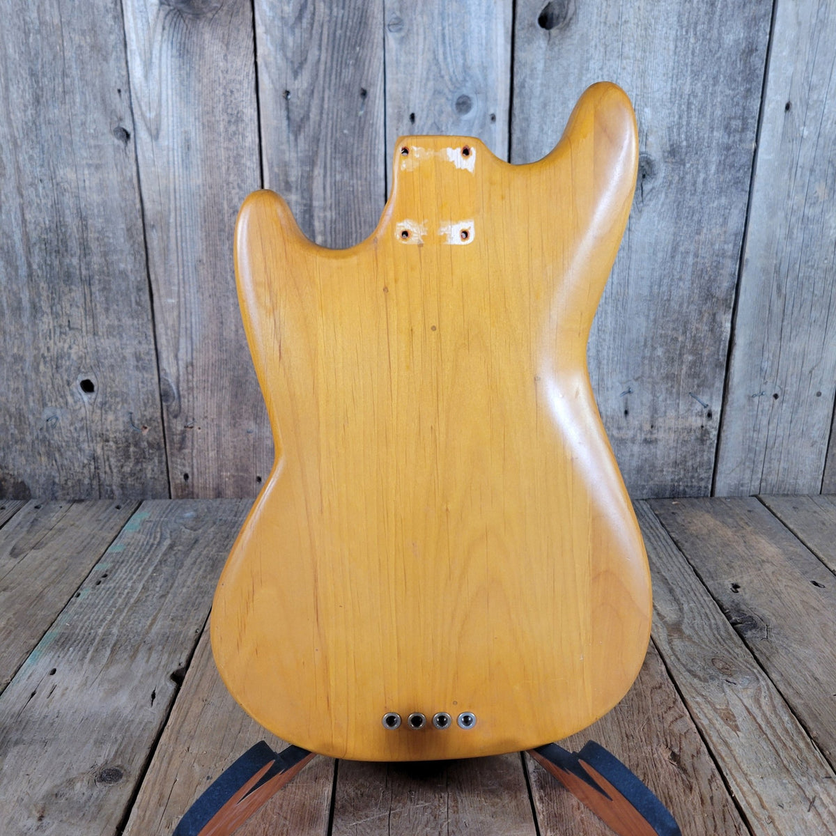 Fender Mustang Bass Body Refin 1967 - Mahar's Vintage Guitars