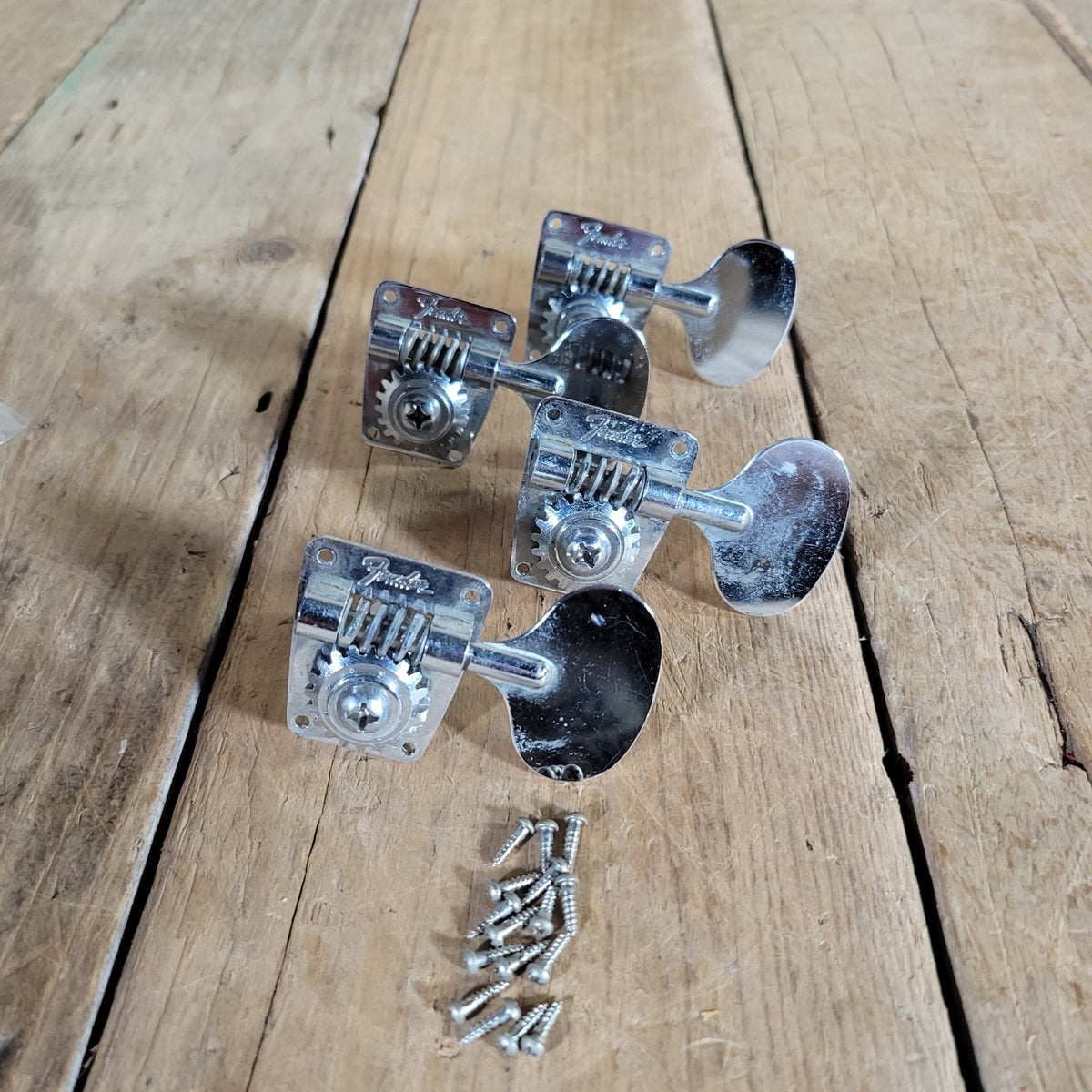 Fender Mustang Bass Tuning Machines Tuners Pegs 1967 - Mahar's Vintage Guitars