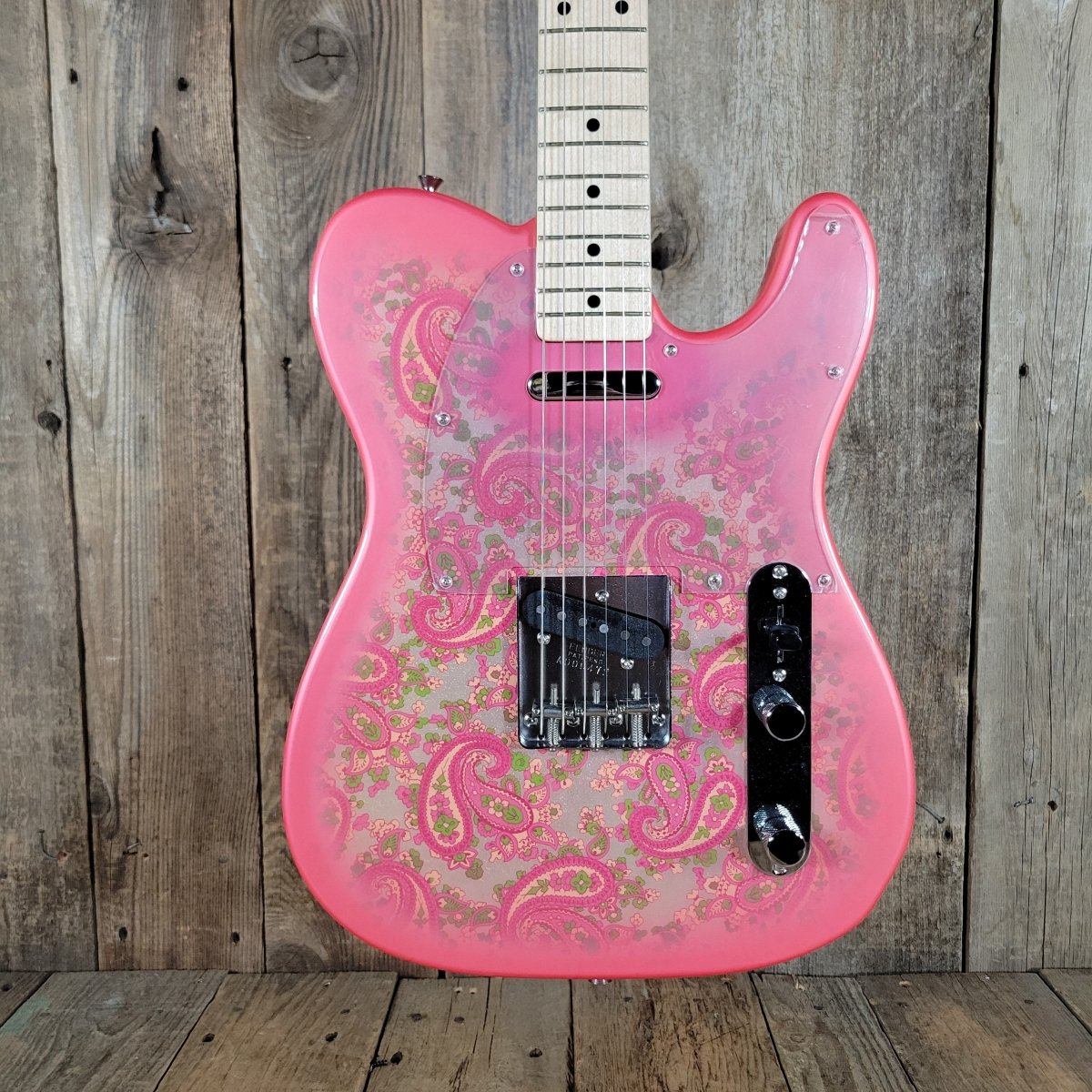 Fender Pink Paisley Telecaster CIJ 2002 – Mint w/ Tags & TKL Tweed Case (Crafted in Japan) - Mahar's Vintage Guitars