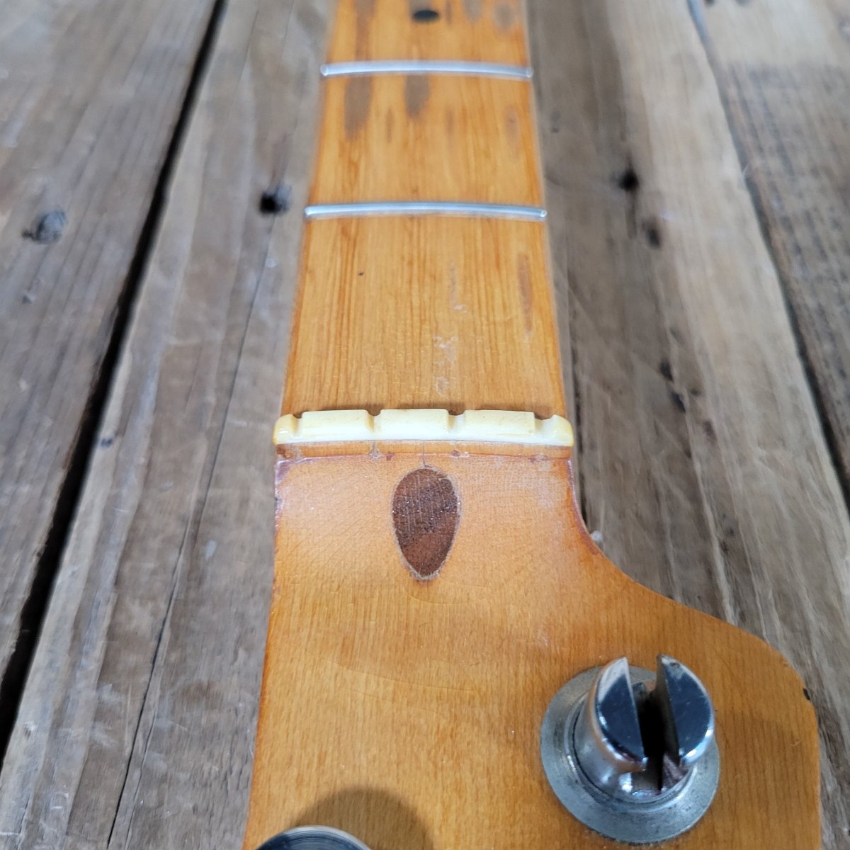Fender Precision Bass 1956 – Vintage Player’s Grade, Refinished, Original ’50s Tone - Mahar's Vintage Guitars