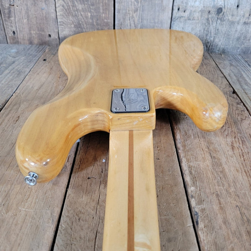 Fender Precision Bass 1975 – Vintage Sunburst Bass Guitar with Late - ’60s Fender Case (1967–1971) - Mahar's Vintage Guitars