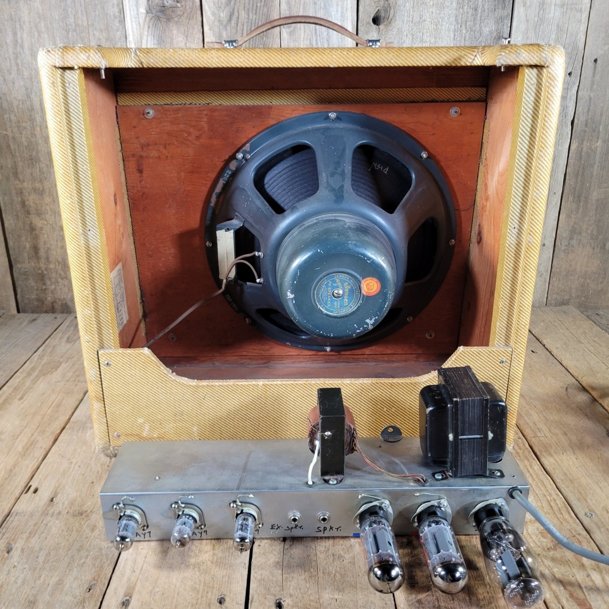 Fender Pro Amp 5D5 Tweed 1954 12AX7 Preamp vs Earlier Octal Preamp - Mahar's Vintage Guitars