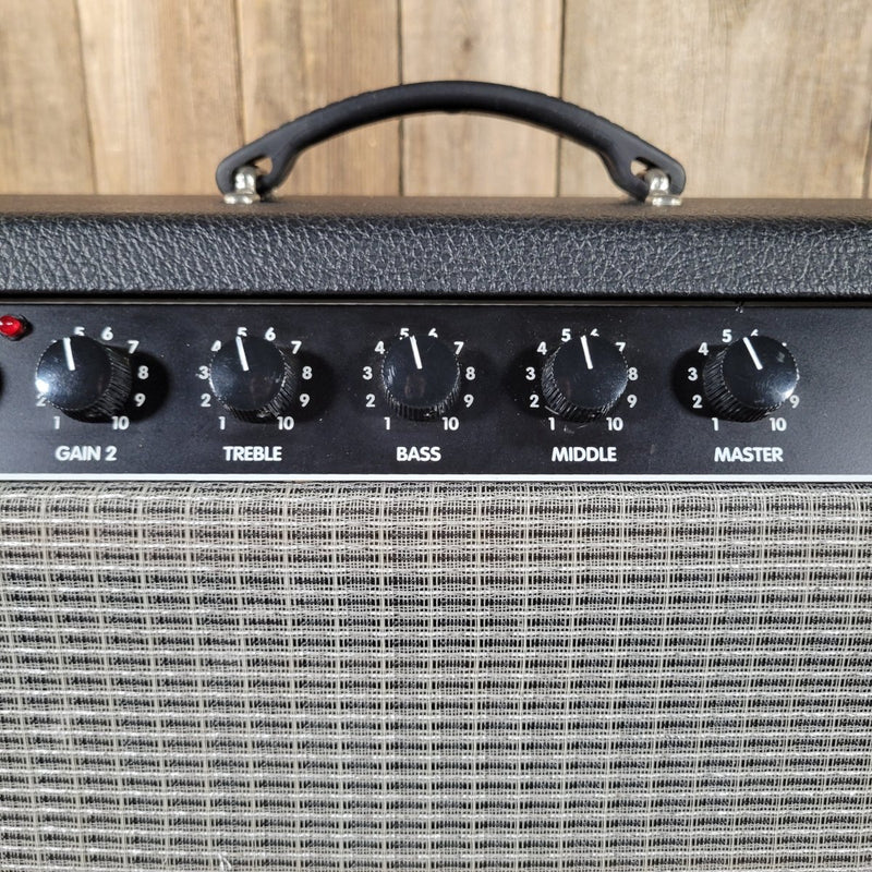 Fender Prosonic Head 2000 – 60W All - Tube Amp, Dual Channel, Vintage/Modern Tone - Mahar's Vintage Guitars