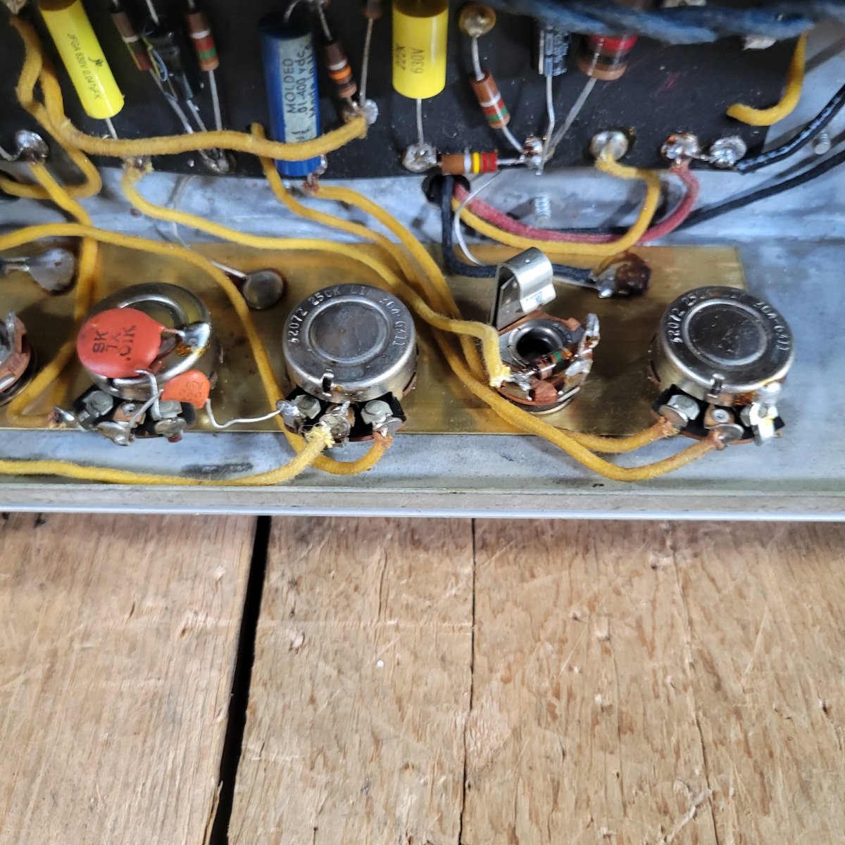 Fender Reverb Unit 6G15 1963 Rough White Tolex - Mahar's Vintage Guitars