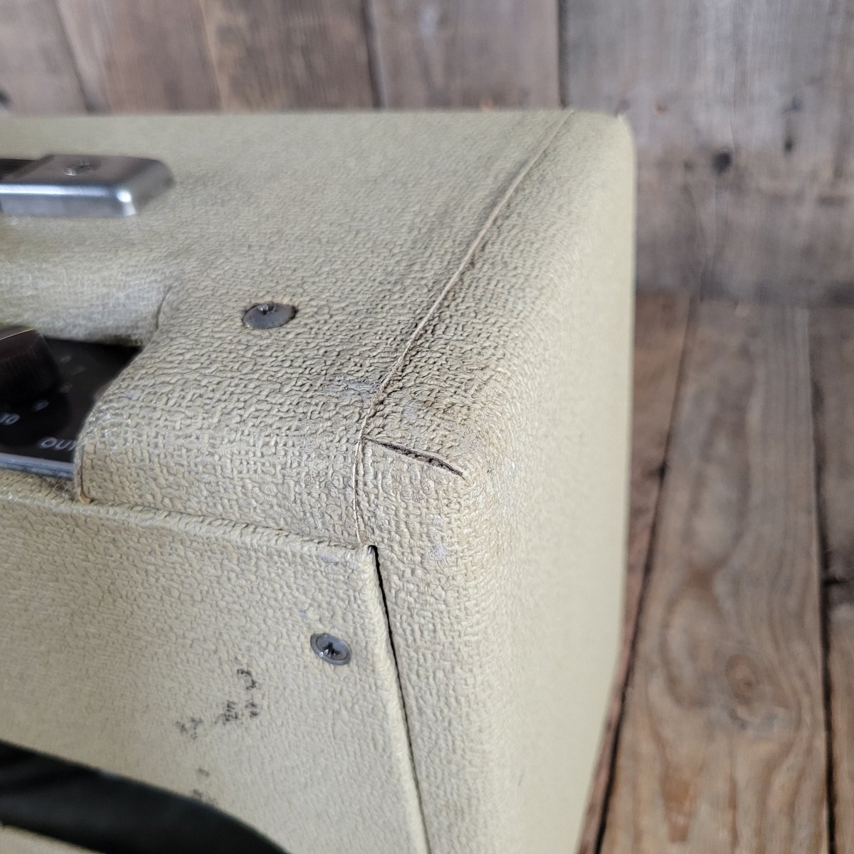Fender Reverb Unit 6G15 1963 Rough White Tolex - Mahar's Vintage Guitars