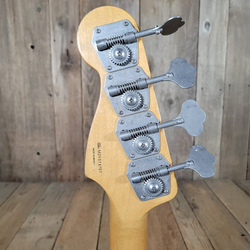 Fender Road Worn Precision Bass Sunburst 2009 – With Gig Bag - Mahar's Vintage Guitars