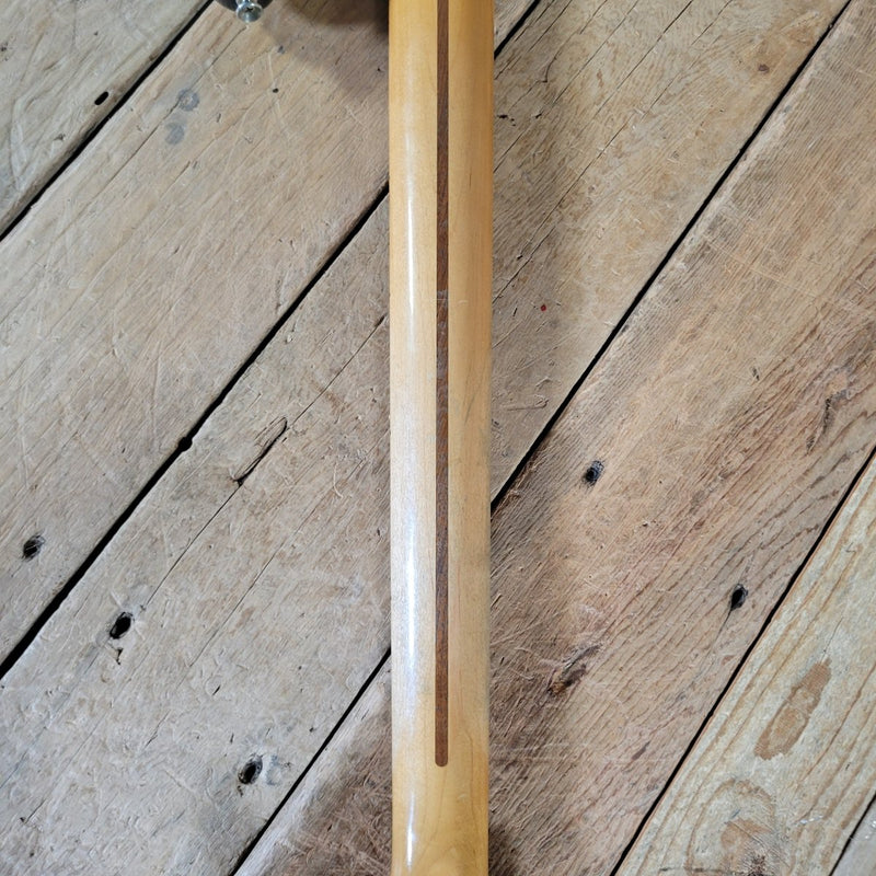 Fender Road Worn Precision Bass Sunburst 2009 – With Gig Bag - Mahar's Vintage Guitars