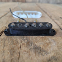 Fender Stratocaster 1963 Middle Pickup Black Bottom Rewound Orig Screws Non Orig Cover - Mahar's Vintage Guitars