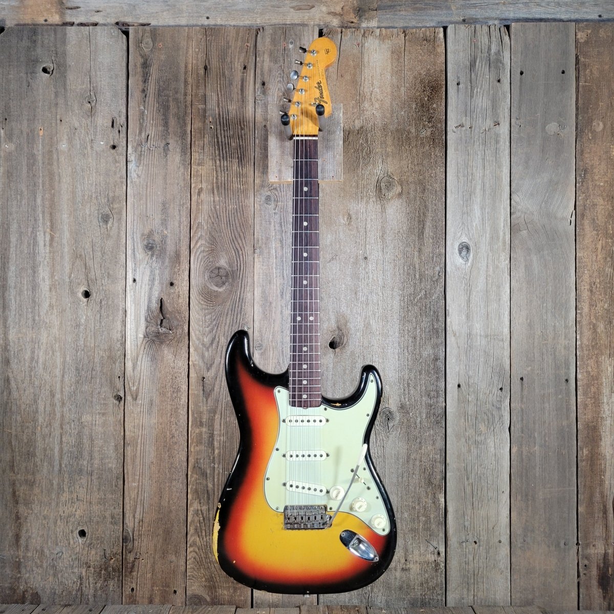 Fender Stratocaster 1964 Green Guard Pre CBS - Mahar's Vintage Guitars