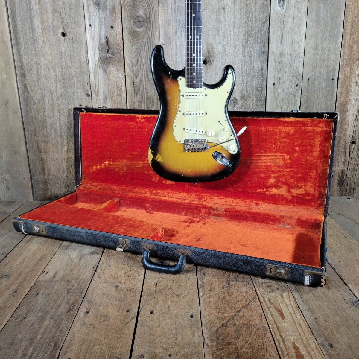 Fender Stratocaster 1964 L - Plate Green Guard Transition Logo - Mahar's Vintage Guitars