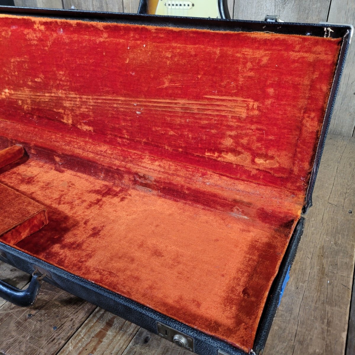 Fender Stratocaster 1964 L - Plate Green Guard Transition Logo - Mahar's Vintage Guitars