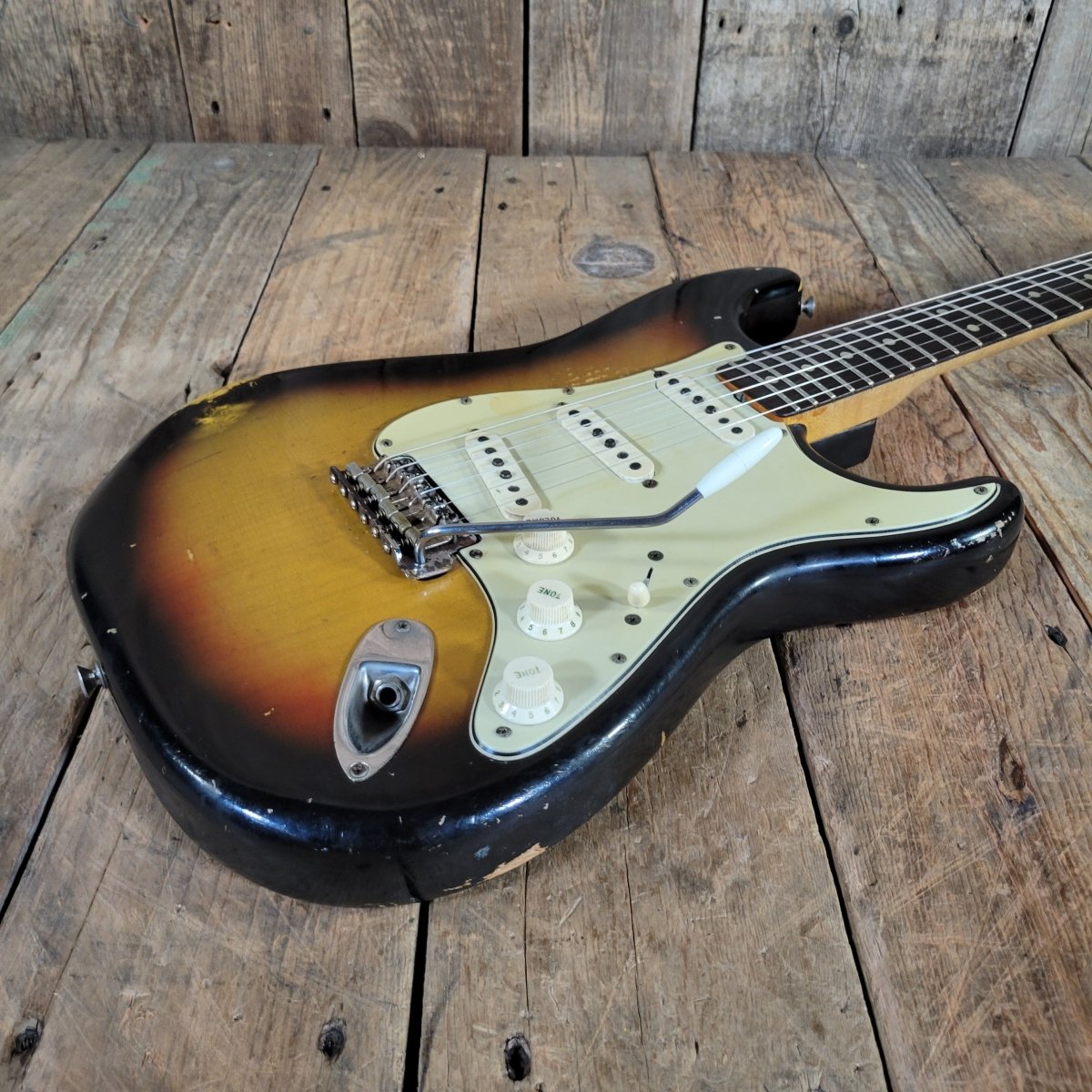 Fender Stratocaster 1964 L - Plate Green Guard Transition Logo - Mahar's Vintage Guitars