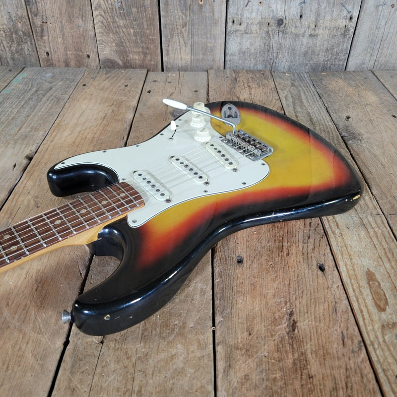Fender Stratocaster 1965 Vintage Player’s Guitar – Mid - 60s Strat Tone and Feel at a better price - Mahar's Vintage Guitars