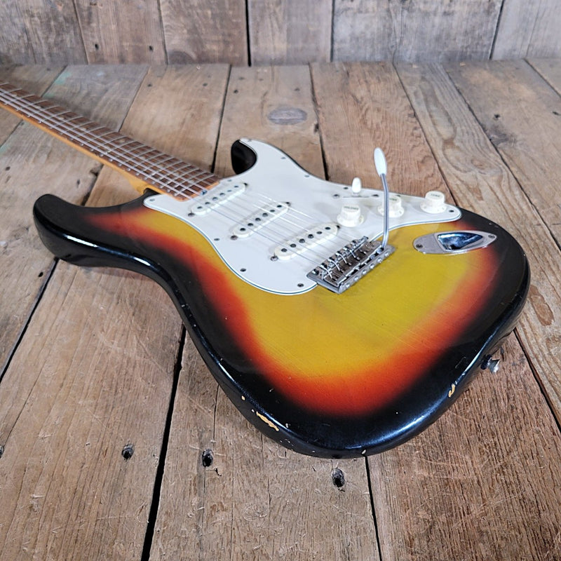 Fender Stratocaster 1965 Vintage Player’s Guitar – Mid - 60s Strat Tone and Feel at a better price - Mahar's Vintage Guitars