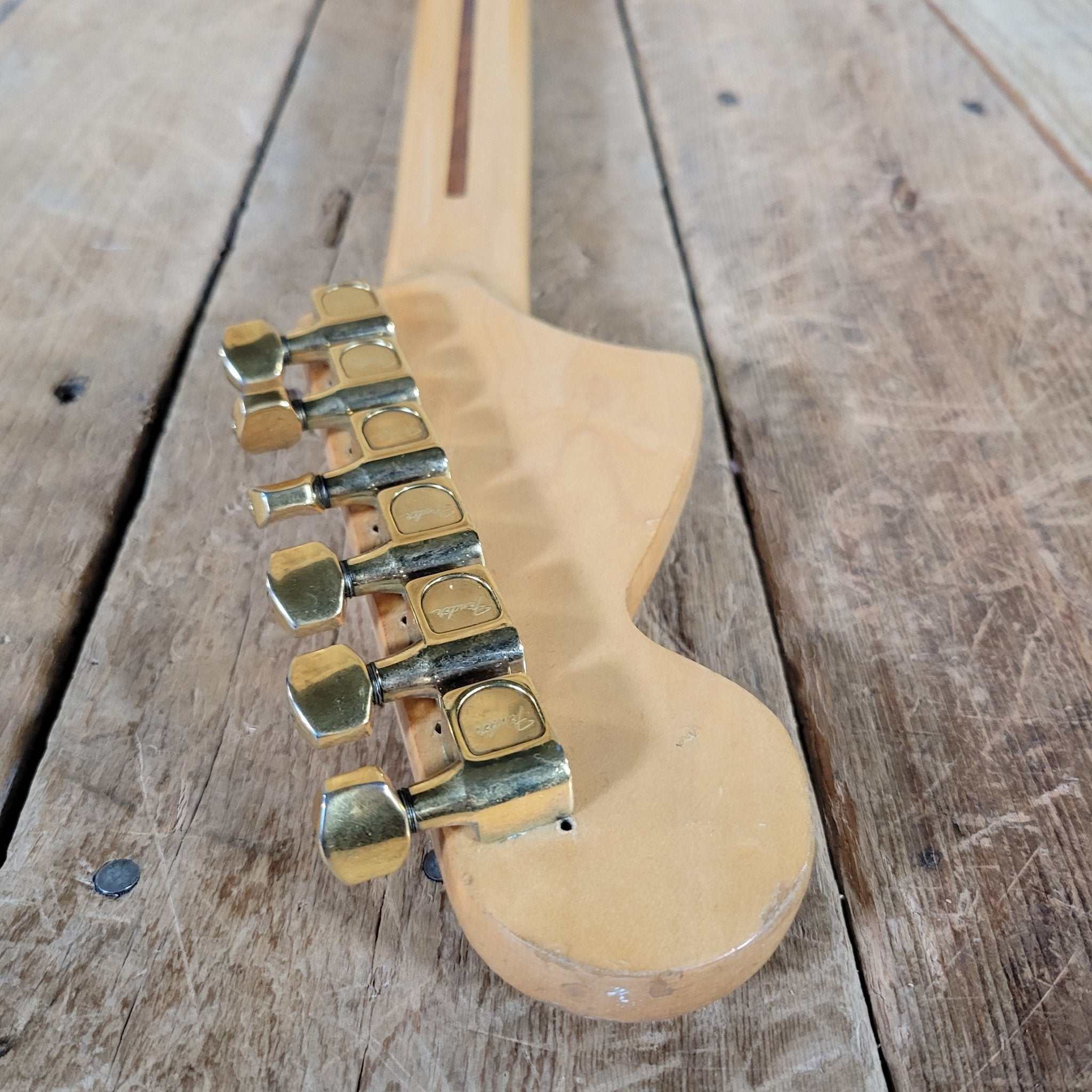 Fender Stratocaster 1972 Natural - Mahar's Vintage Guitars