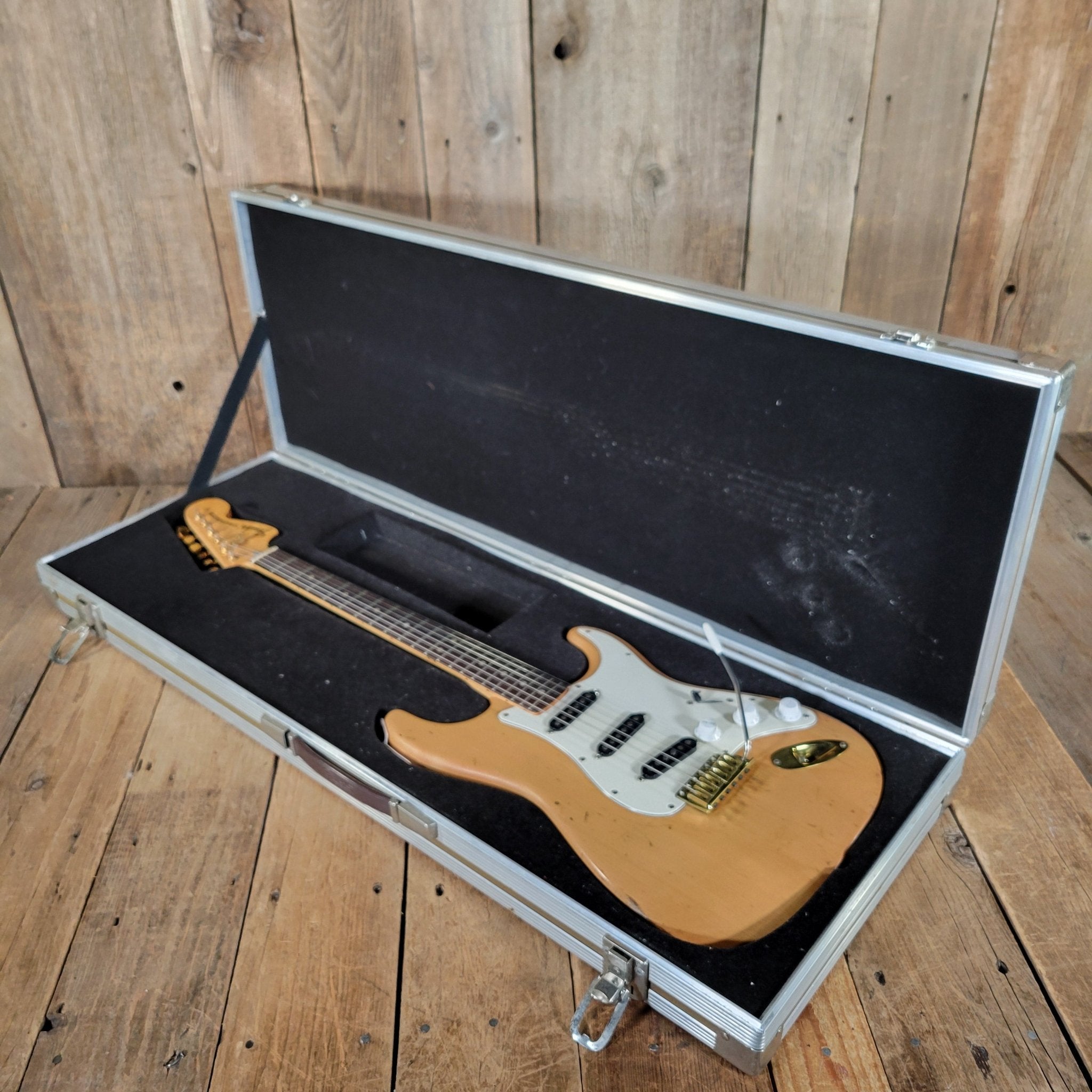 Fender Stratocaster 1972 Natural - Mahar's Vintage Guitars