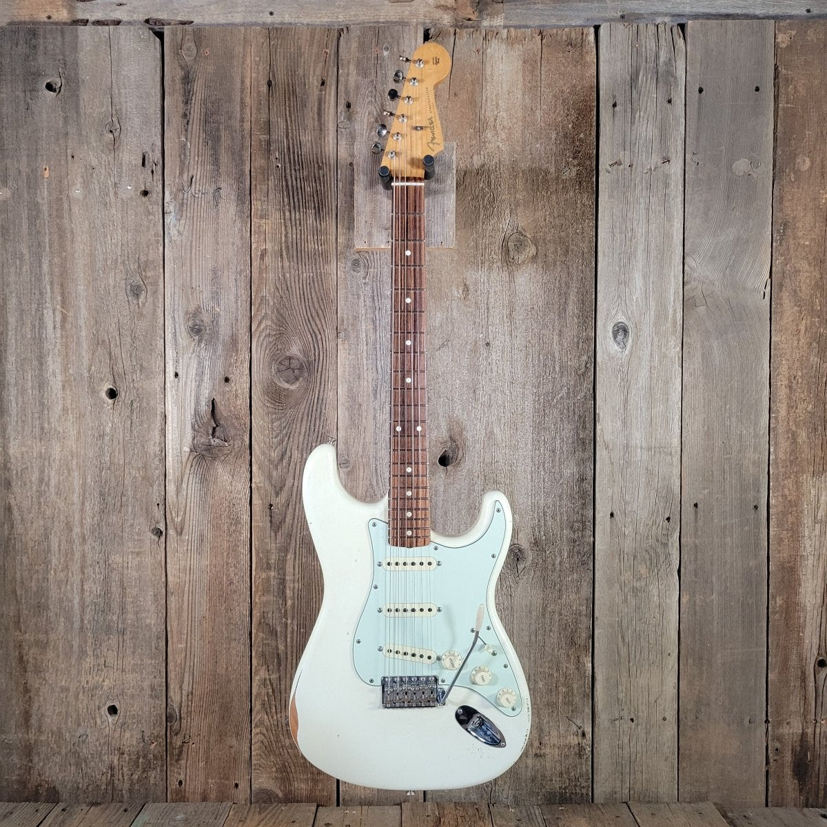 Fender Stratocaster 60s Road Worn Olympic White 2019 w/ Gig Bag - Mahar's Vintage Guitars