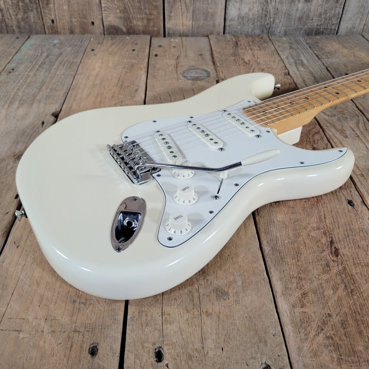 Fender Stratocaster American Standard 2013 Olympic White PLEK’d - Mahar's Vintage Guitars