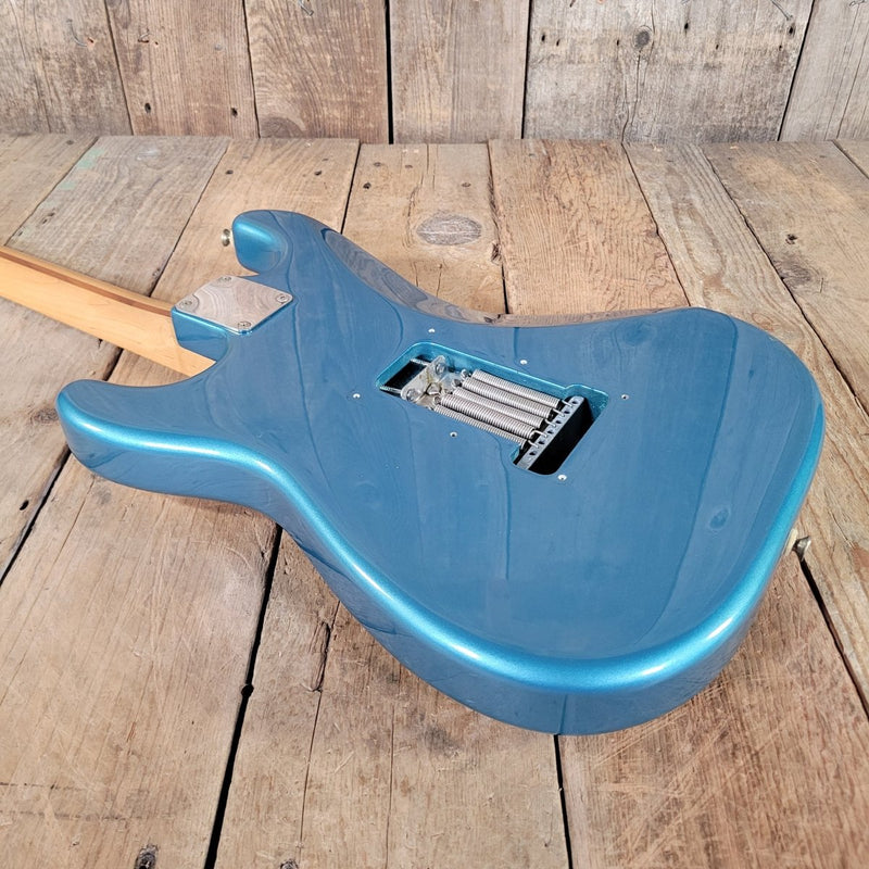 Fender Stratocaster MIM Lake Placid Blue 1992–93 w/ Gig Bag - Mahar's Vintage Guitars