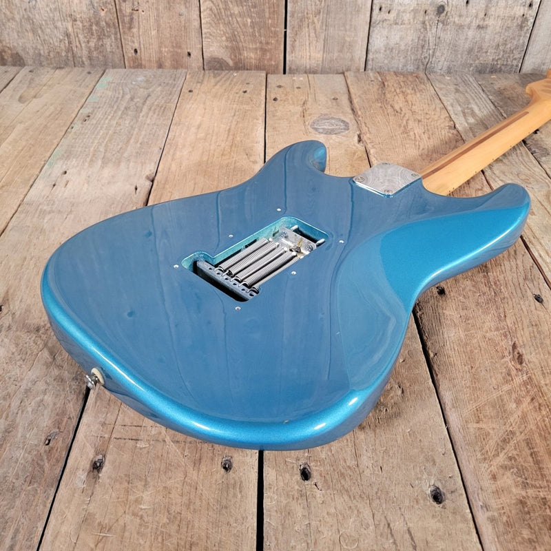 Fender Stratocaster MIM Lake Placid Blue 1992–93 w/ Gig Bag - Mahar's Vintage Guitars