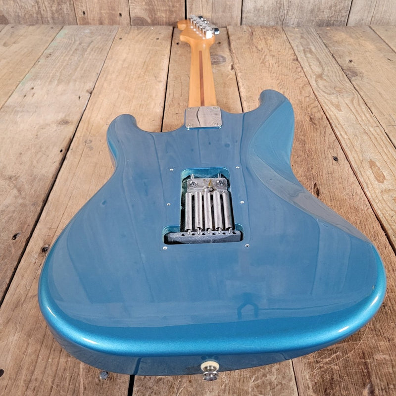 Fender Stratocaster MIM Lake Placid Blue 1992–93 w/ Gig Bag - Mahar's Vintage Guitars