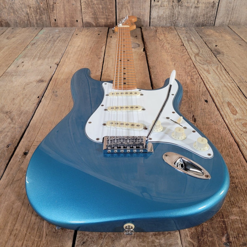 Fender Stratocaster MIM Lake Placid Blue 1992–93 w/ Gig Bag - Mahar's Vintage Guitars