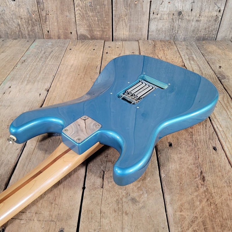 Fender Stratocaster MIM Lake Placid Blue 1992–93 w/ Gig Bag - Mahar's Vintage Guitars