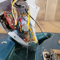 Fender Stratocaster MIM Lake Placid Blue 1992–93 w/ Gig Bag - Mahar's Vintage Guitars