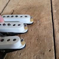 Fender Stratocaster Pickups 1963 Black Bottom – Vintage Pre - CBS Single Coils 1956 - 1963 - Mahar's Vintage Guitars