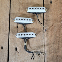Fender Stratocaster Pickups 1963 Black Bottom – Vintage Pre - CBS Single Coils 1956 - 1963 - Mahar's Vintage Guitars
